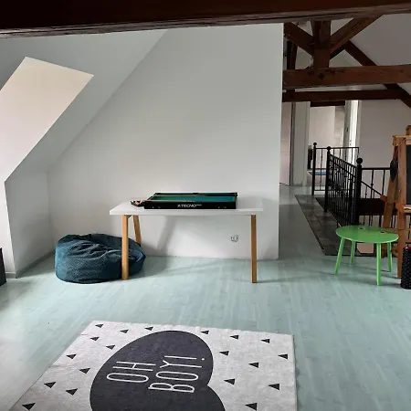 Large House With Pool, And Park Effiat